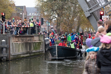 2024-11-16 Sinterklaas intocht-126